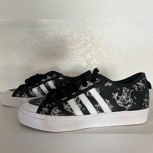 Adidas Nizza
Disney sport Goofy Black
(New) never worn not in box